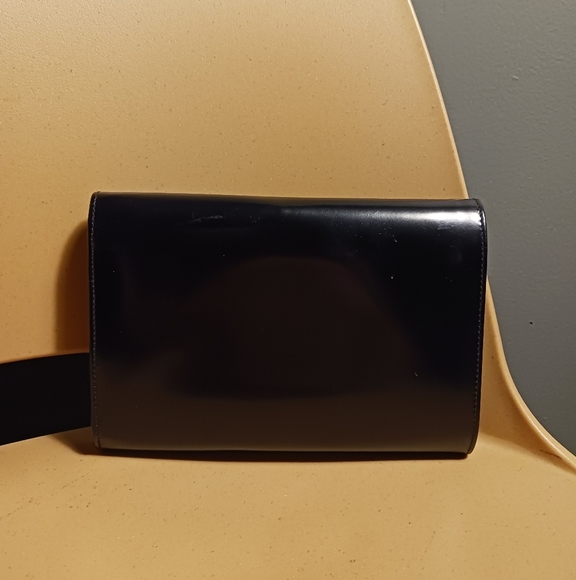 Prada Black patent leather wallet, checkbook - Picture 6 of 16